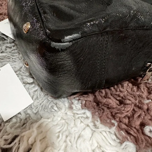 Yves Saint Laurent Shiny Black Shoulder Bag with Silver Accents - Picture 9 of 16